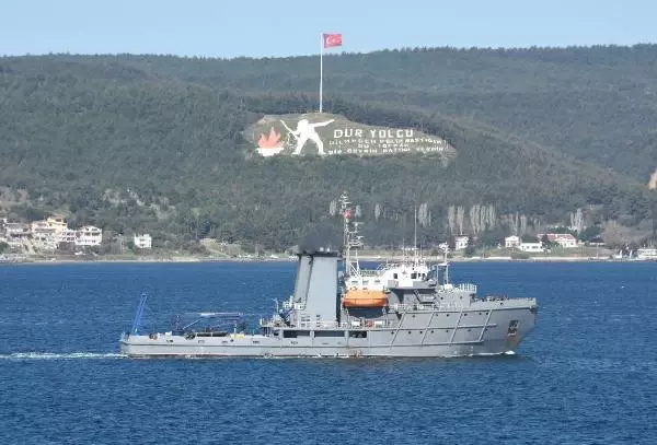 Çanakkale Boğazı'ndan Bulgar mayın avcı gemisi geçti Çanakkale Boğazı'ndan Bulgar mayın avcı gemisi geçti
