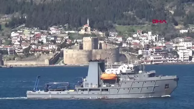 ÇANAKKALE BOĞAZI'NDAN BULGAR MAYIN AVCI GEMİSİ GEÇTİ ÇANAKKALE BOĞAZI'NDAN BULGAR MAYIN AVCI GEMİSİ GEÇTİ
