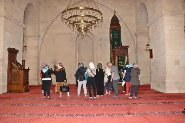 RUS TURİST KAFİLESİ, MARDİN'DE RUS TURİST KAFİLESİ, MARDİN'DE