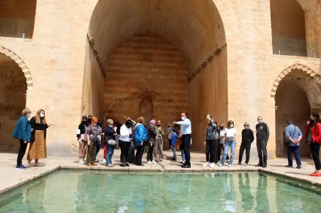 Rus turistlerin yeni gözdesi Mardin oldu Rus turistlerin yeni gözdesi Mardin oldu