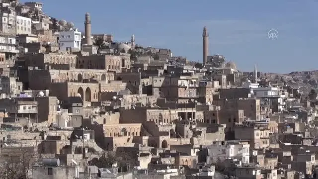 Rusya'dan gelen tur operatörleri ve turistler Mardin'i gezdi Rusya'dan gelen tur operatörleri ve turistler Mardin'i gezdi