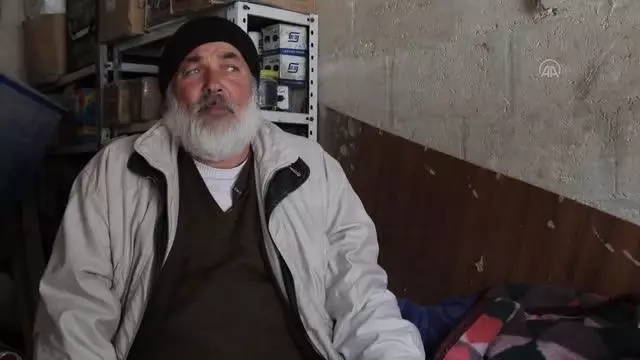 Şam'da Esed rejiminin kimyasal silah saldırısına tanıklık eden Dumalılar, 3 yıldır adalet bekliyor (1) Şam'da Esed rejiminin kimyasal silah saldırısına tanıklık eden Dumalılar, 3 yıldır adalet bekliyor (1)