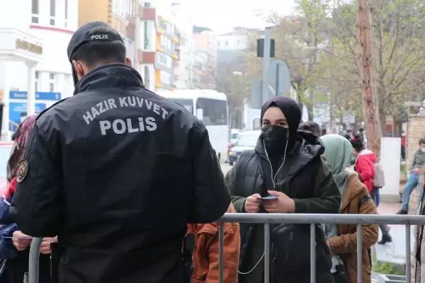 Son dakika haberleri... SAMSUN'DA MUTANT VİRÜSLE BULAŞ ORANI İKİYE KATLANDI Son dakika haberleri... SAMSUN'DA MUTANT VİRÜSLE BULAŞ ORANI İKİYE KATLANDI