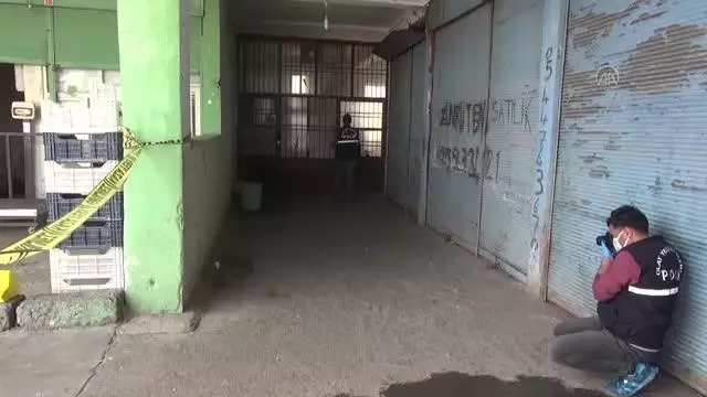 ŞANLIURFA - Silahlı kavgada 2 kişi yaralandı ŞANLIURFA - Silahlı kavgada 2 kişi yaralandı