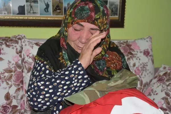 Son dakika haberi: Şehit annesi, oğlunun adını okulda görmek istiyor Son dakika haberi: Şehit annesi, oğlunun adını okulda görmek istiyor
