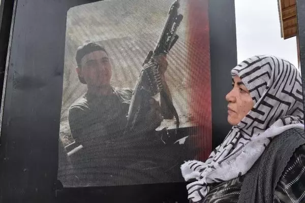 Son dakika haberi: Şehit annesi, oğlunun adını okulda görmek istiyor Son dakika haberi: Şehit annesi, oğlunun adını okulda görmek istiyor
