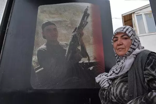 Son dakika haberi: Şehit annesi, oğlunun adını okulda görmek istiyor Son dakika haberi: Şehit annesi, oğlunun adını okulda görmek istiyor