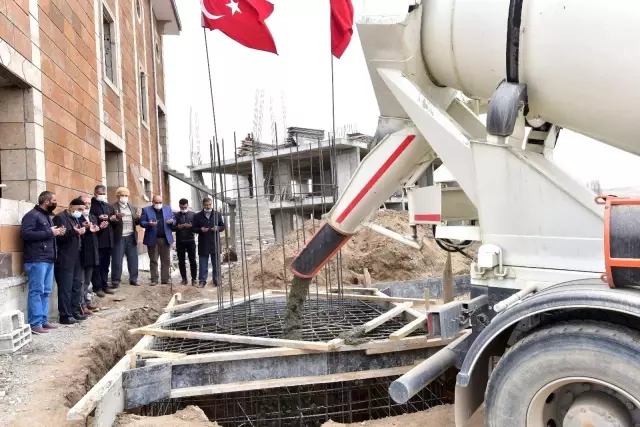 Son dakika haberi | Şehit Eren Öztürk'ün vasiyet ettiği cami inşaatı hayırseverlerin yardımını bekliyor Son dakika haberi | Şehit Eren Öztürk'ün vasiyet ettiği cami inşaatı hayırseverlerin yardımını bekliyor