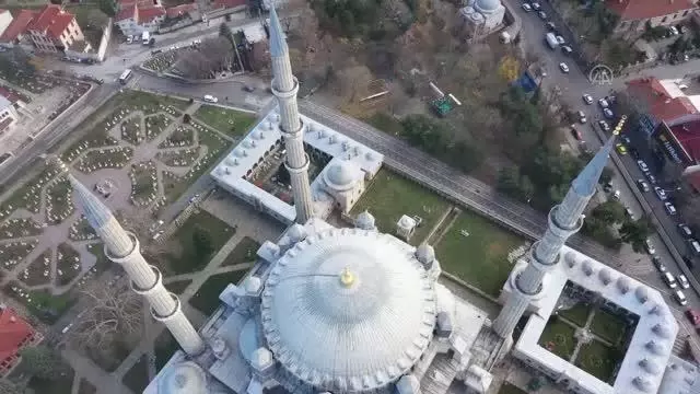 Son dakika haber: Selimiye Camisi'nde ramazan öncesi dezenfeksiyon, bahçesinde temizlik ve düzenleme çalışması yapıldı Son dakika haber: Selimiye Camisi'nde ramazan öncesi dezenfeksiyon, bahçesinde temizlik ve düzenleme çalışması yapıldı