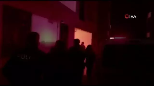Sevgilisiyle tartışarak kaçmaya çalışan kadını 1 km uzakta buldular Sevgilisiyle tartışarak kaçmaya çalışan kadını 1 km uzakta buldular