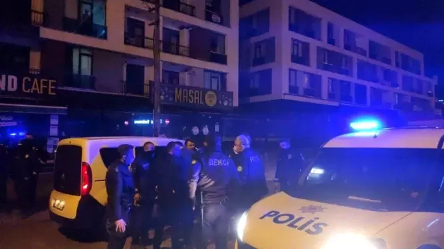 Sevgilisiyle tartışarak kaçmaya çalışan kadını 1 km uzakta buldular Sevgilisiyle tartışarak kaçmaya çalışan kadını 1 km uzakta buldular