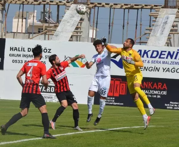 Silahtaroğlu Van Spor: 1-0 Silahtaroğlu Van Spor: 1-0