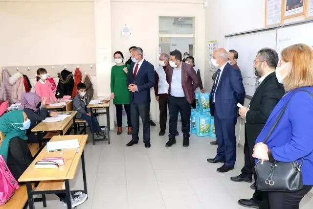 Sınıf başkanı oldu mektupla sözünü yerini getirdi Sınıf başkanı oldu mektupla sözünü yerini getirdi