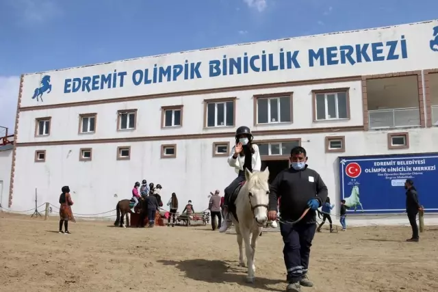 Sınıf başkanı oldu mektupla sözünü yerini getirdi Sınıf başkanı oldu mektupla sözünü yerini getirdi