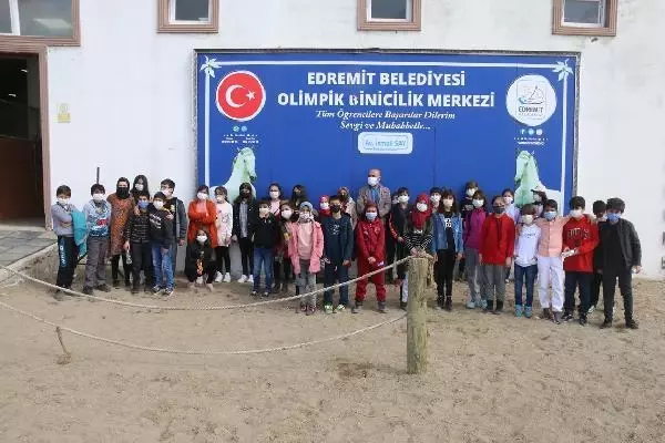 VAN SINIF BAŞKANININ VAATLERİNİ, BELEDİYE BAŞKANI GERÇEKLEŞTİRDİ VAN SINIF BAŞKANININ VAATLERİNİ, BELEDİYE BAŞKANI GERÇEKLEŞTİRDİ