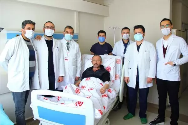 Sivas'ta 2 hastaya bağırsaktan mesane yapıldı Sivas'ta 2 hastaya bağırsaktan mesane yapıldı
