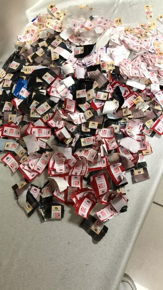 Sivas'ta bin 180 adet sigara bandrolü ele geçirildi Sivas'ta bin 180 adet sigara bandrolü ele geçirildi