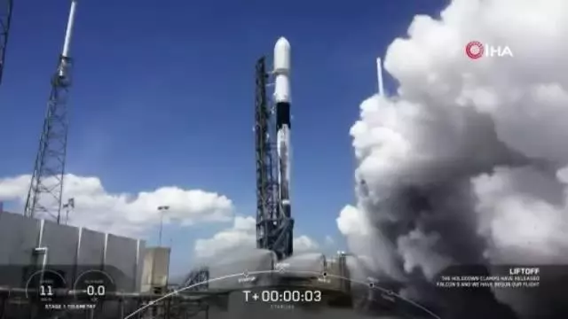 - SpaceX, 60 adet Starlink uydusunu daha yörüngeye başarılı şekilde yolladı - SpaceX, 60 adet Starlink uydusunu daha yörüngeye başarılı şekilde yolladı