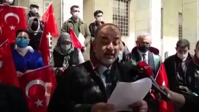 STK'lar bazı emekli amirallerin açıklamaları hakkında suç duyurusunda bulundu STK'lar bazı emekli amirallerin açıklamaları hakkında suç duyurusunda bulundu
