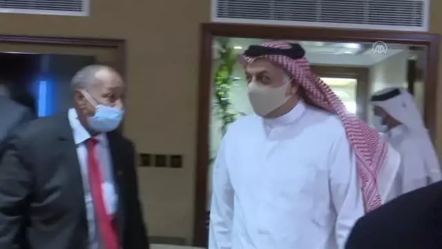 Sudan Egemenlik Konseyi Başkanı Burhan, Katar'daki Sudanlılarla bir araya geldi Sudan Egemenlik Konseyi Başkanı Burhan, Katar'daki Sudanlılarla bir araya geldi
