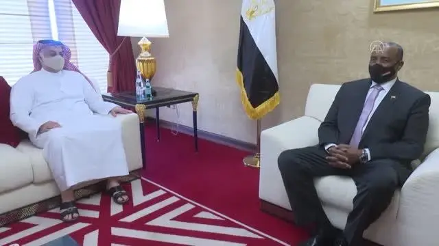 Sudan Egemenlik Konseyi Başkanı Burhan, Katar'daki Sudanlılarla bir araya geldi Sudan Egemenlik Konseyi Başkanı Burhan, Katar'daki Sudanlılarla bir araya geldi