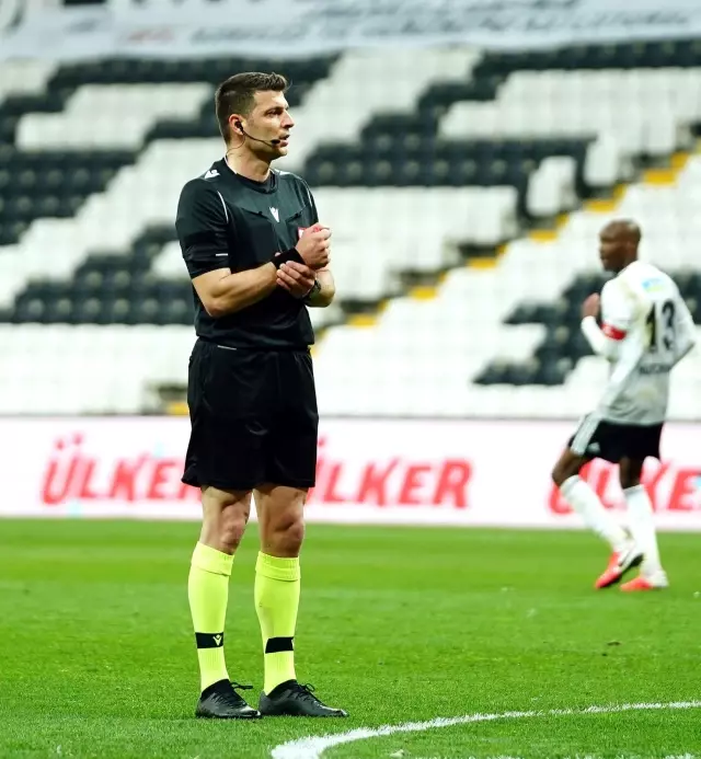 Süper Lig: Beşiktaş: 1 - Aytemiz Alanyaspor: 0 (İlk yarı) Süper Lig: Beşiktaş: 1 - Aytemiz Alanyaspor: 0 (İlk yarı)