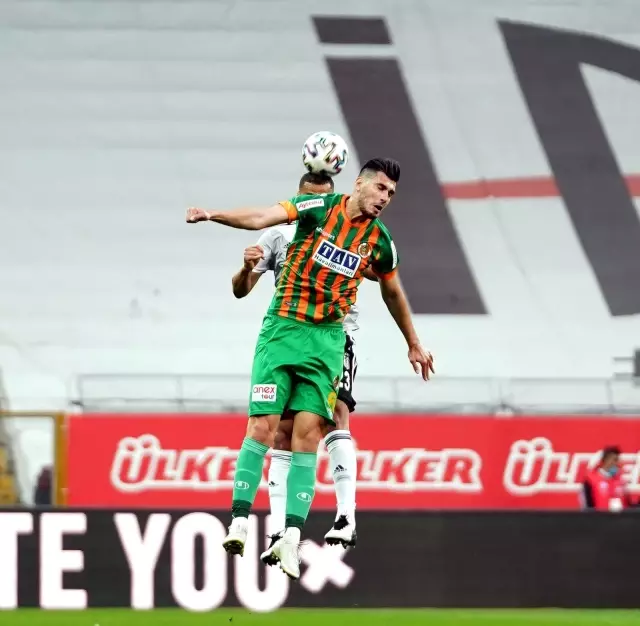 Süper Lig: Beşiktaş: 1 - Aytemiz Alanyaspor: 0 (İlk yarı) Süper Lig: Beşiktaş: 1 - Aytemiz Alanyaspor: 0 (İlk yarı)