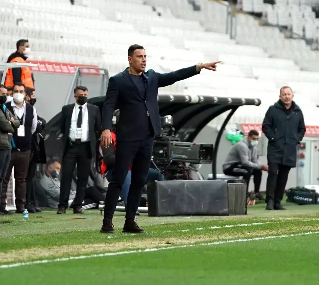 Süper Lig: Beşiktaş: 1 Aytemiz Alanyaspor: 0 (Maç devam ediyor) Süper Lig: Beşiktaş: 1 Aytemiz Alanyaspor: 0 (Maç devam ediyor)