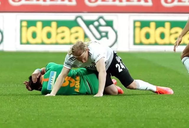 Süper Lig: Beşiktaş: 1 Aytemiz Alanyaspor: 0 (Maç devam ediyor) Süper Lig: Beşiktaş: 1 Aytemiz Alanyaspor: 0 (Maç devam ediyor)