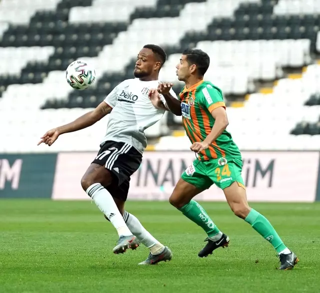 Süper Lig: Beşiktaş: 1 Aytemiz Alanyaspor: 0 (Maç devam ediyor) Süper Lig: Beşiktaş: 1 Aytemiz Alanyaspor: 0 (Maç devam ediyor)