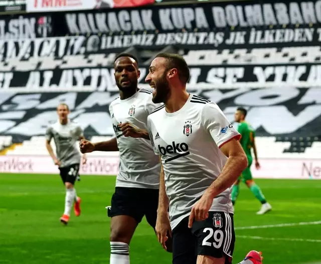 Süper Lig: Beşiktaş: 1 Aytemiz Alanyaspor: 0 (Maç devam ediyor) Süper Lig: Beşiktaş: 1 Aytemiz Alanyaspor: 0 (Maç devam ediyor)