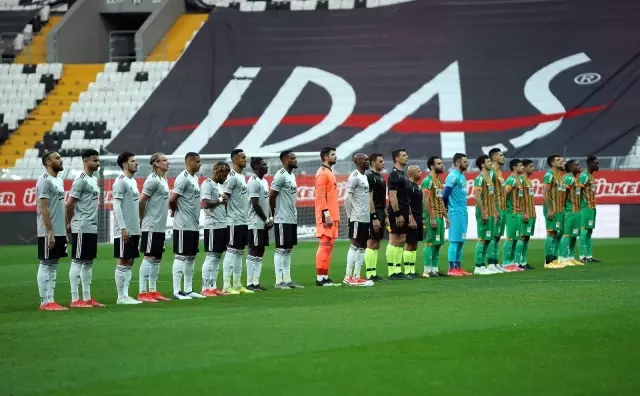 Süper Lig: Beşiktaş: 1 Aytemiz Alanyaspor: 0 (Maç devam ediyor) Süper Lig: Beşiktaş: 1 Aytemiz Alanyaspor: 0 (Maç devam ediyor)