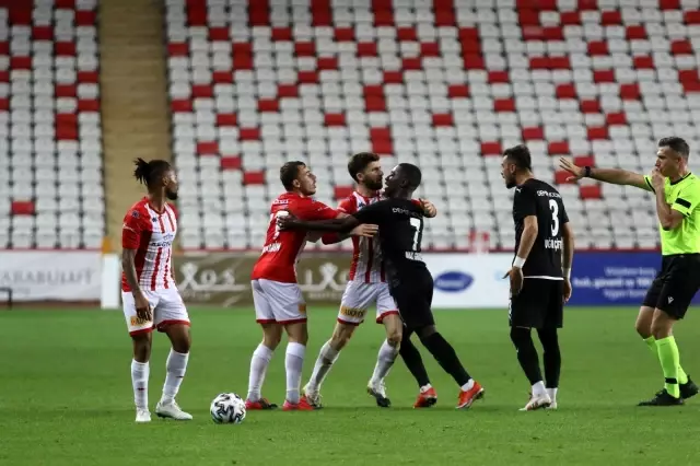 Süper Lig: FT Antalyaspor: 2 - DG Sivasspor: 4 (Maç sonucu) Süper Lig: FT Antalyaspor: 2 - DG Sivasspor: 4 (Maç sonucu)