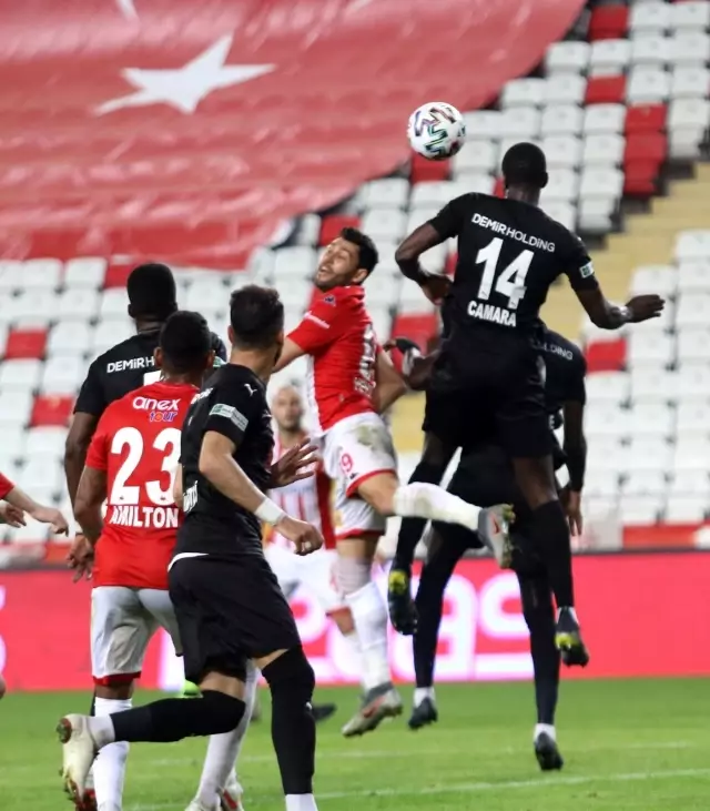 Süper Lig: FT Antalyaspor: 2 - DG Sivasspor: 4 (Maç sonucu) Süper Lig: FT Antalyaspor: 2 - DG Sivasspor: 4 (Maç sonucu)