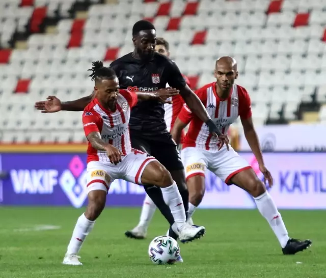 Süper Lig: FT Antalyaspor: 2 - DG Sivasspor: 4 (Maç sonucu) Süper Lig: FT Antalyaspor: 2 - DG Sivasspor: 4 (Maç sonucu)