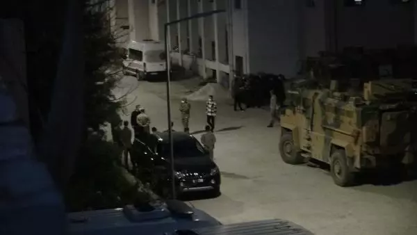 Suriye'de teröristlerden havanlı saldırı: 2 şehit Suriye'de teröristlerden havanlı saldırı: 2 şehit