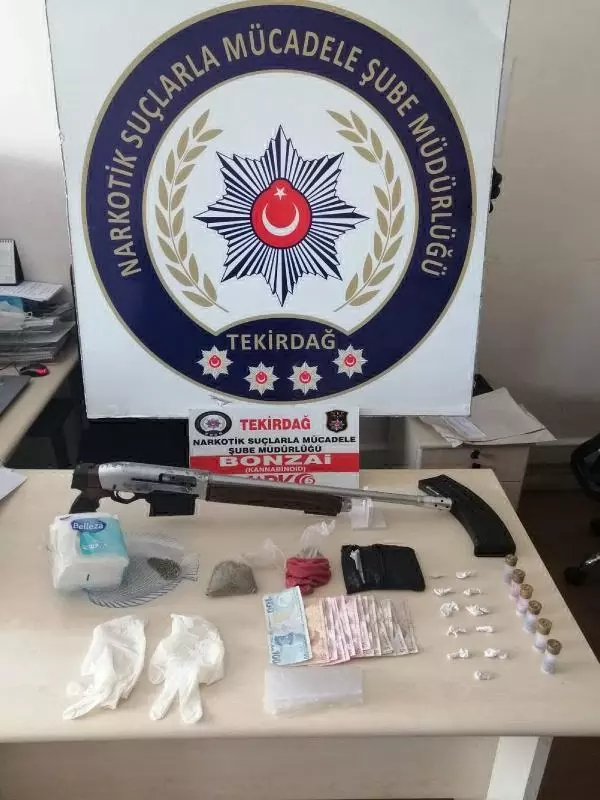 Tekirdağ'da uyuşturucu operasyonunda 6 şüpheli yakalandı Tekirdağ'da uyuşturucu operasyonunda 6 şüpheli yakalandı