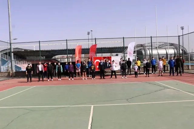 Tenis heyecanı başladı Tenis heyecanı başladı