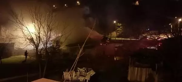 Tokat'ta, müstakil 2 evde çıkan 'şüpheli' yangında düğün çeyizi kül oldu Tokat'ta, müstakil 2 evde çıkan 'şüpheli' yangında düğün çeyizi kül oldu