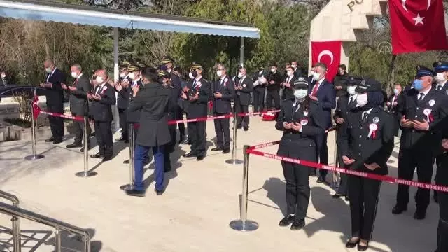 Türk Polis Teşkilatının 176. kuruluş yıl dönümünde şehitler unutulmadı Türk Polis Teşkilatının 176. kuruluş yıl dönümünde şehitler unutulmadı