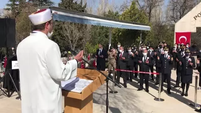 Türk Polis Teşkilatının 176. kuruluş yıl dönümünde şehitler unutulmadı Türk Polis Teşkilatının 176. kuruluş yıl dönümünde şehitler unutulmadı