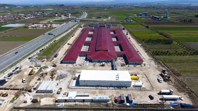 - Türkiye Arnavutluk'a söz verdiği hastanenin inşaatını tamamladı - Türkiye Arnavutluk'a söz verdiği hastanenin inşaatını tamamladı