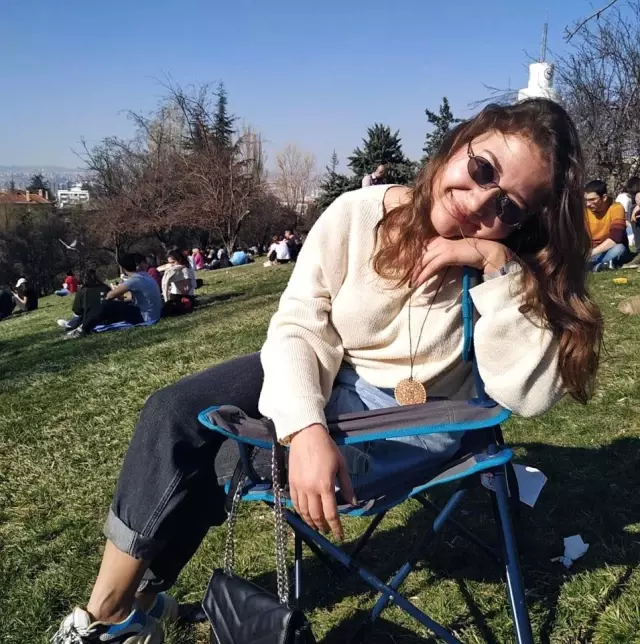 Üniversiteli Simay kaza kurbanı Üniversiteli Simay kaza kurbanı