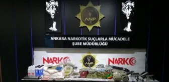 Selahattin Demirtaş: Son dakika... Vadi operasyonunda ele geçirilen malzemeler sergilendi Selahattin Demirtaş: Son dakika... Vadi operasyonunda ele geçirilen malzemeler sergilendi