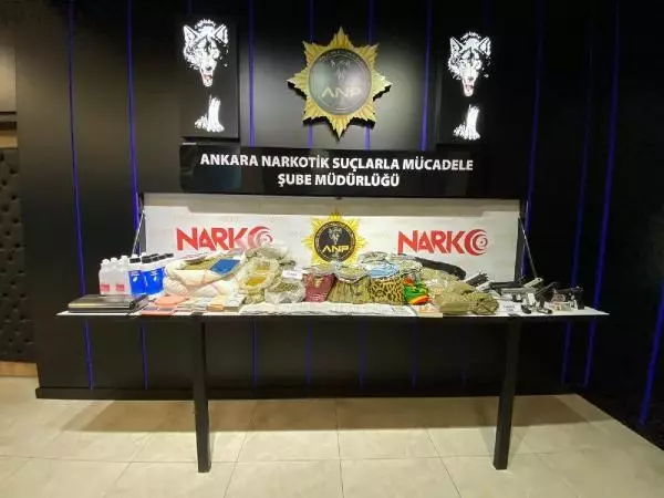 'Vadi' operasyonunda gözaltı sayısı 101'e yükseldi 'Vadi' operasyonunda gözaltı sayısı 101'e yükseldi