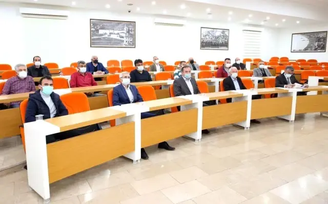 Vali Sonel, şoför esnafı ile buluştu Vali Sonel, şoför esnafı ile buluştu
