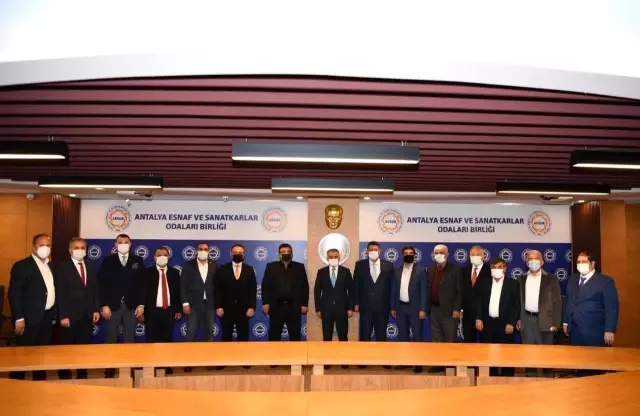 Vali Yazıcı: 'Pandemi herkesi psikolojik, sosyolojik, ekonomik olarak yordu' Vali Yazıcı: 'Pandemi herkesi psikolojik, sosyolojik, ekonomik olarak yordu'