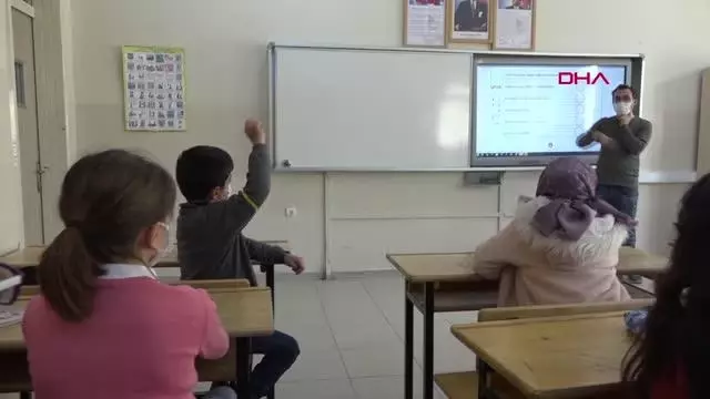 VAN SINIF BAŞKANININ VAATLERİNİ, BELEDİYE BAŞKANI GERÇEKLEŞTİRDİ VAN SINIF BAŞKANININ VAATLERİNİ, BELEDİYE BAŞKANI GERÇEKLEŞTİRDİ