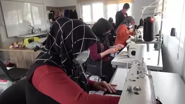 Vanlı kadınlar ADEM ile sosyalleşiyor Vanlı kadınlar ADEM ile sosyalleşiyor