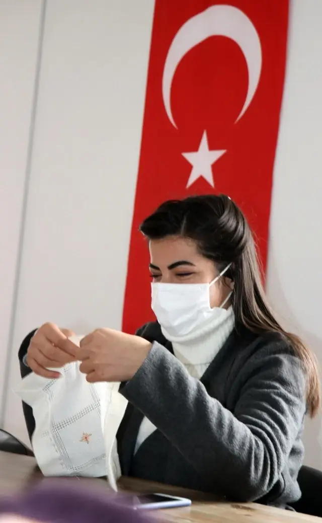 Vanlı kadınlar ADEM ile sosyalleşiyor Vanlı kadınlar ADEM ile sosyalleşiyor